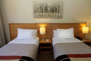 Soundproofing, iron/ironing board - Hotel Bosque de Renaca (Vina del Mar)