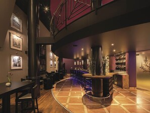 Bar (en la propiedad)