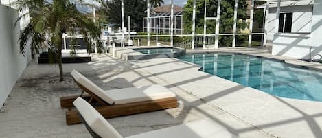Outdoor pool, a heated pool