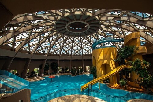 Suites Hotel Les Charmilles & Spa