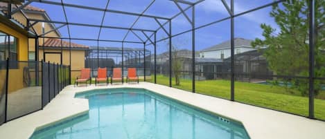 Opvarmet pool, liggestole