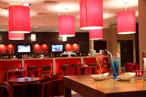Bar (on property) - Crowne Plaza Sohar (Sohar)