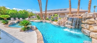 777Rentals - 10BR/7BA - West Strip Paradise