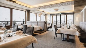 Dining - Almhof Hotel (Galtur)