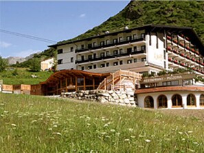 Exterior - Almhof Hotel (Galtur)