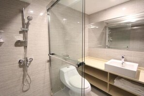 Bathroom - J.S Fashion Hotel (Zhuhai)