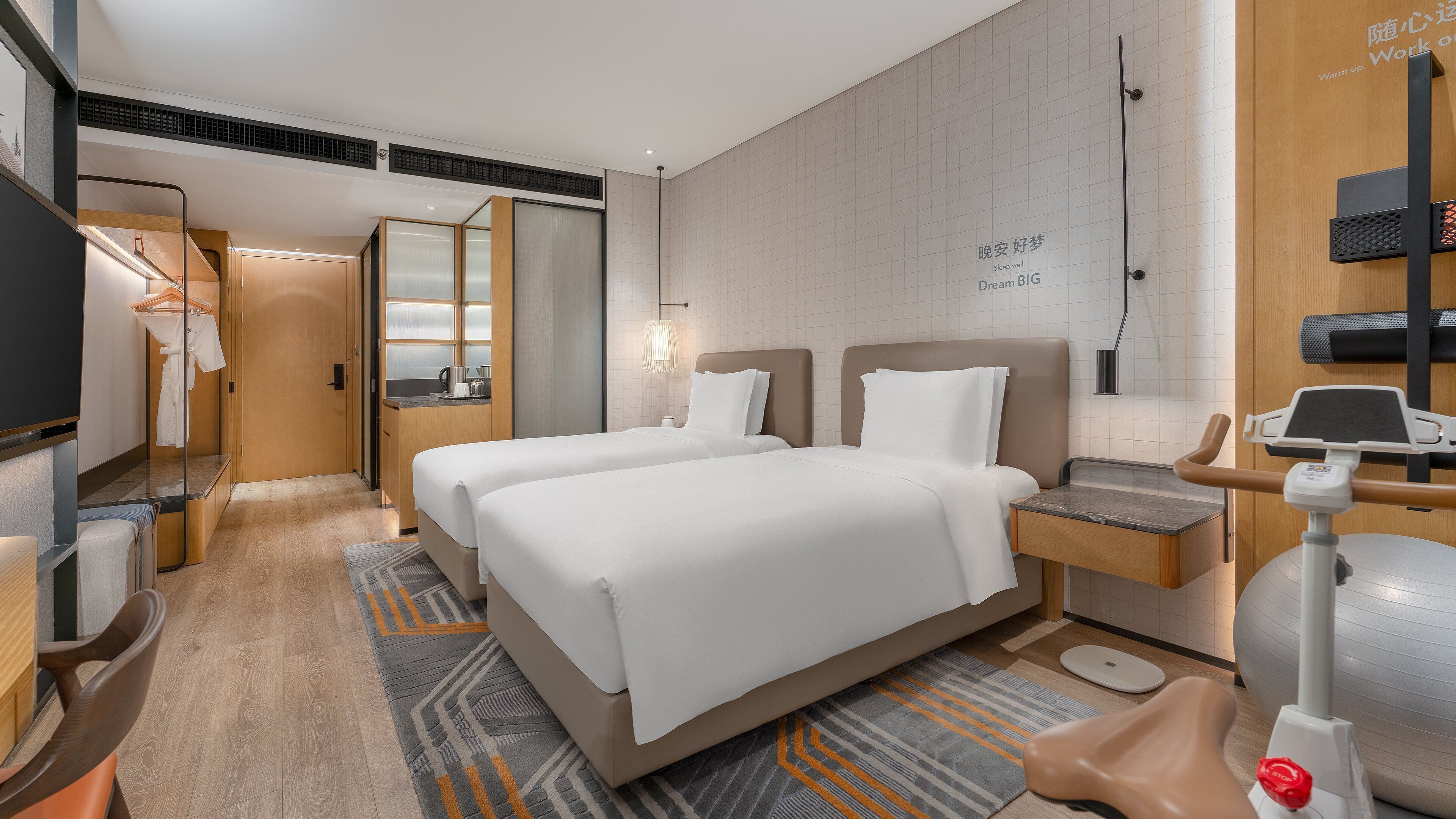 特級客房, 2 張標準雙人床, 城市景 | 高級寢具、羽絨被、迷你吧、房內夾萬