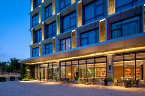 Exterior - EVEN Hotel Shenzhen Nanshan by IHG (Shenzhen)