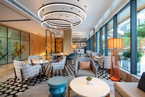 Bar (on property) - EVEN Hotel Shenzhen Nanshan by IHG (Shenzhen)
