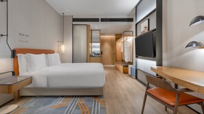 Hochwertige Bettwaren, Daunenbettdecken, Minibar, Zimmersafe
