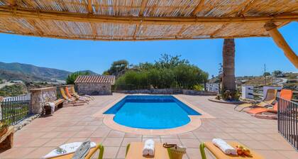 Cortijo El Palmarillo Motril by Ruralidays