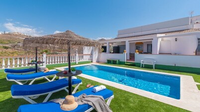 Villa Quevedo Torrox by Ruralidays