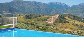 La Primorosa El Gastor by Ruralidays