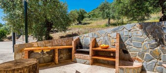 Jose Manuel del Gastor by Ruralidays