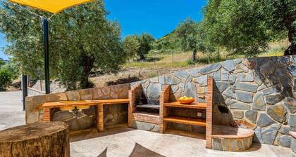 Jose Manuel del Gastor by Ruralidays