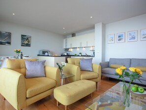 TV - Ocean Serenity, Horizon View (Westward Ho!)