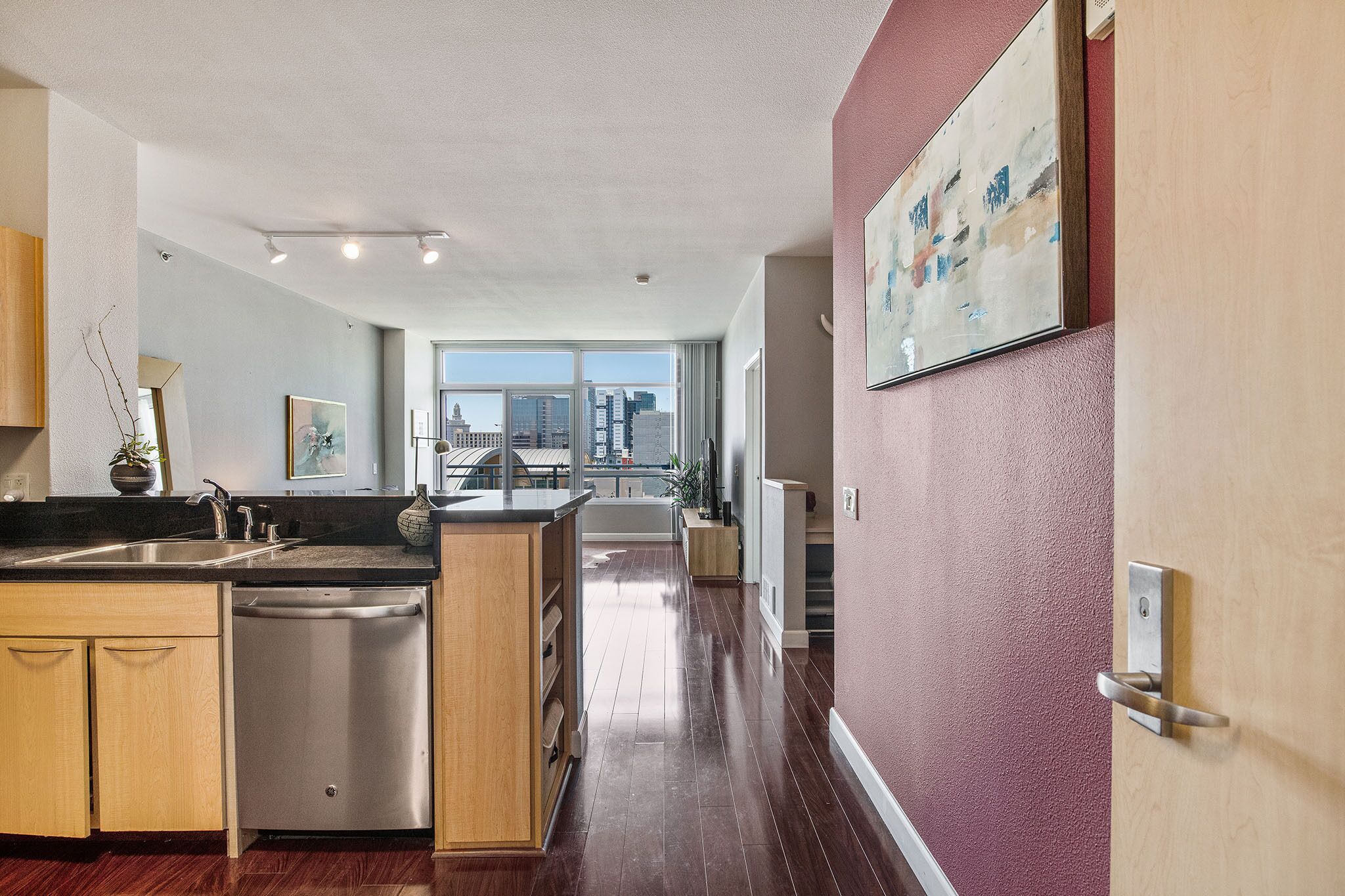 High Rise Living in the Heart of Lake Merritt