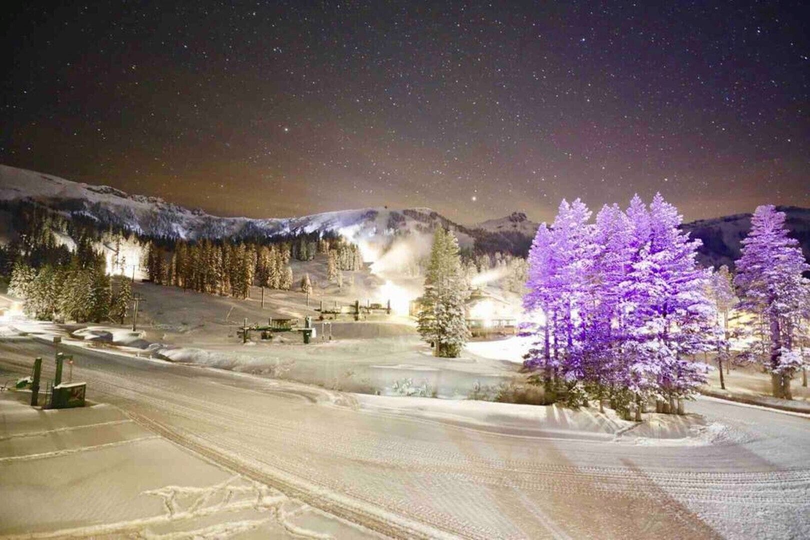 at the Village Large 2Bd, AMAZING Mountain Views!