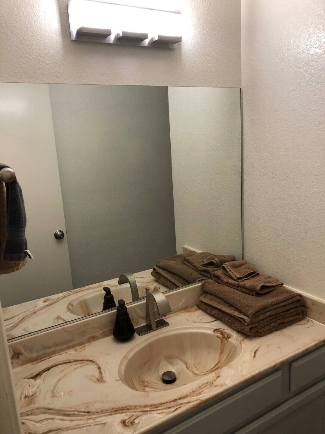 at the Village Large 2Bd, AMAZING Mountain Views!