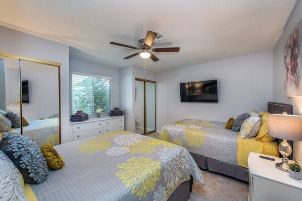 7 bedrooms, iron/ironing board, free WiFi, bed sheets