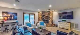 777Rentals - 7BRs/4BA - Sport Court Estate