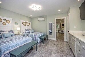 1 habitación, tabla de planchar con plancha, wifi y ropa de cama