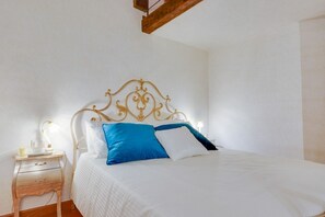 1 chambre, fer et planche à repasser, Wi-Fi