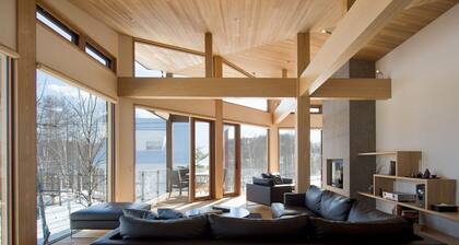 Exclusive 5 Bedroom Luxury Chalet, Niseko Chalet 1004