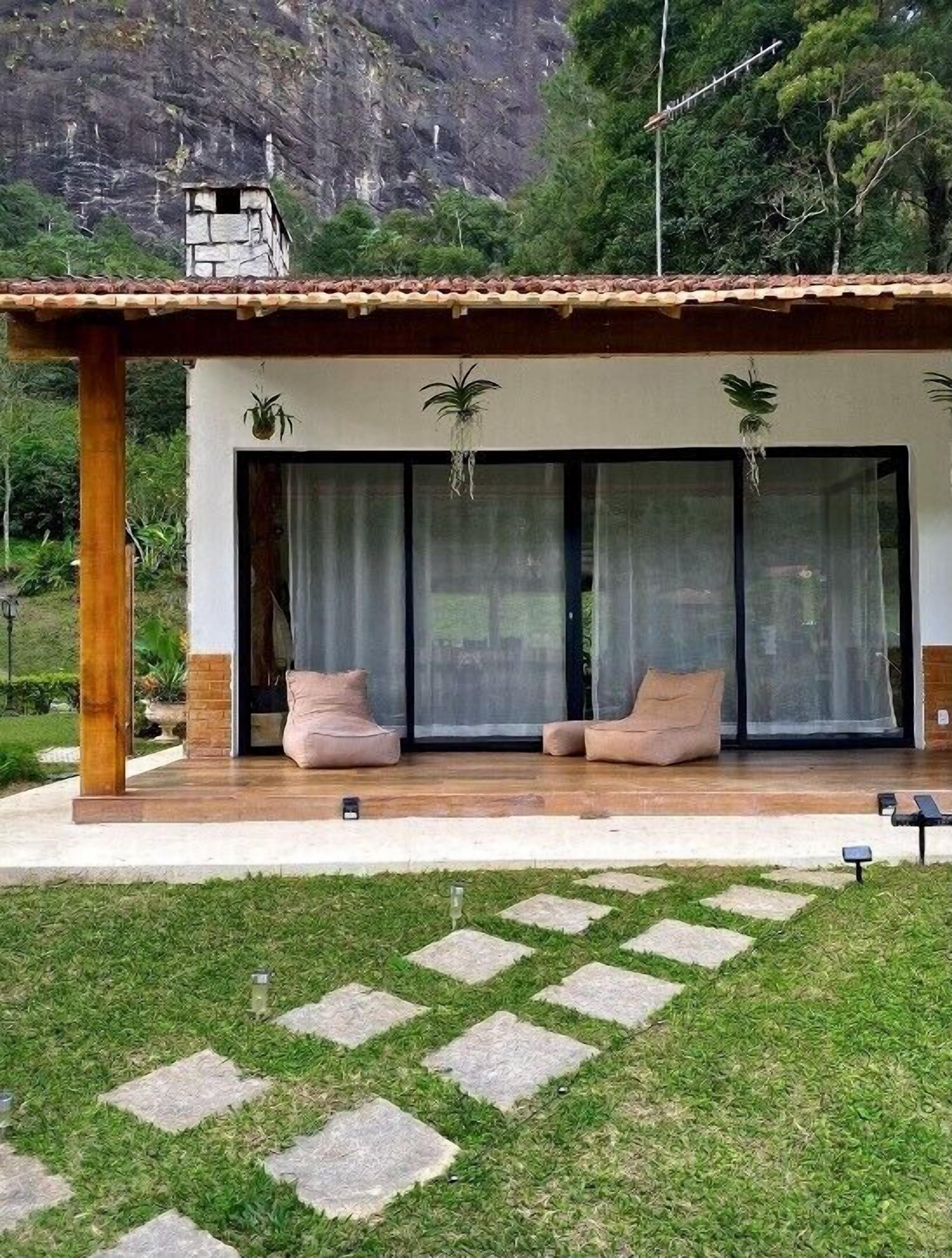 holy week na. wonderful house in the mountains 