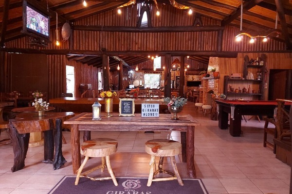 Bar (in der Unterkunft)