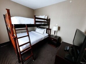 Familie suite | 1 slaapkamer, een bureau, verduisterende gordijnen