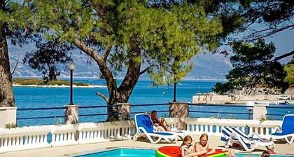 Lumbarda Resort Apartments