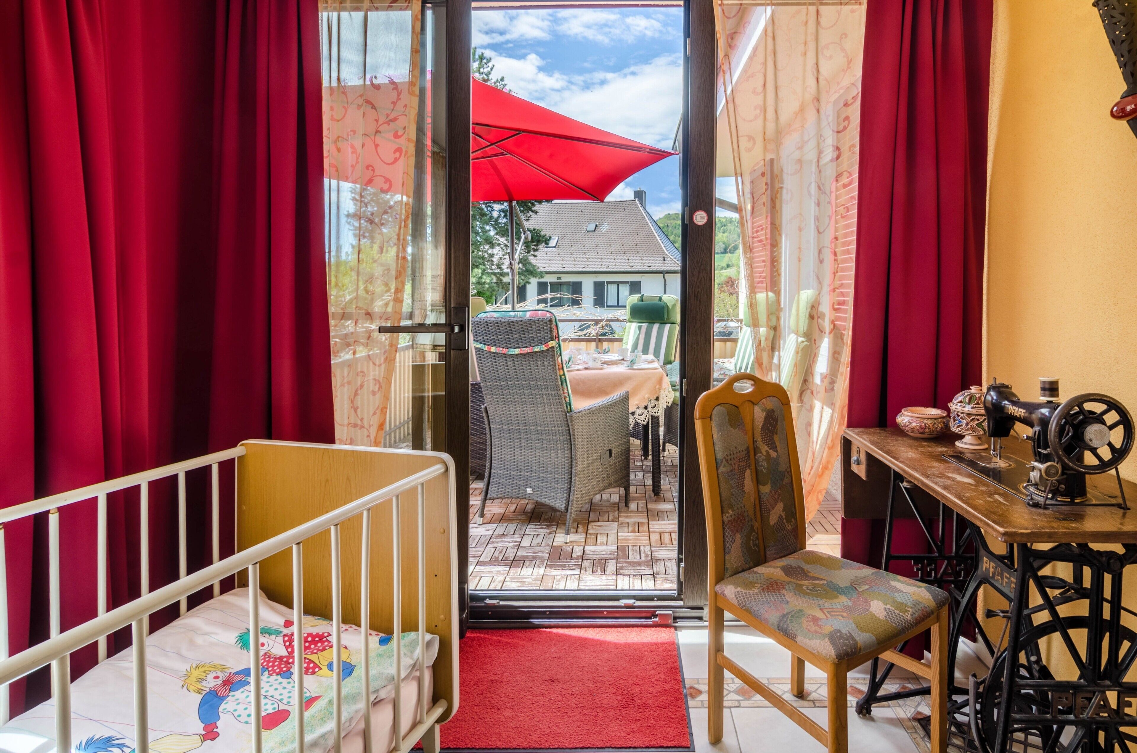 1 多间卧室、熨斗/熨衣板、免费 WiFi、床单