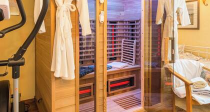 Vacation Apartment "Flair Orchidee" with Balcony, Shared Garden & Sauna