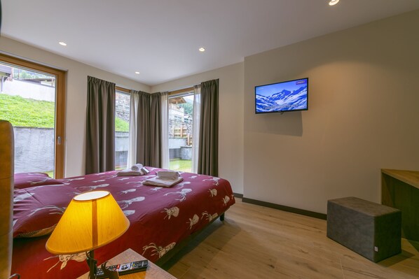 2 chambres, Wi-Fi gratuit, draps fournis