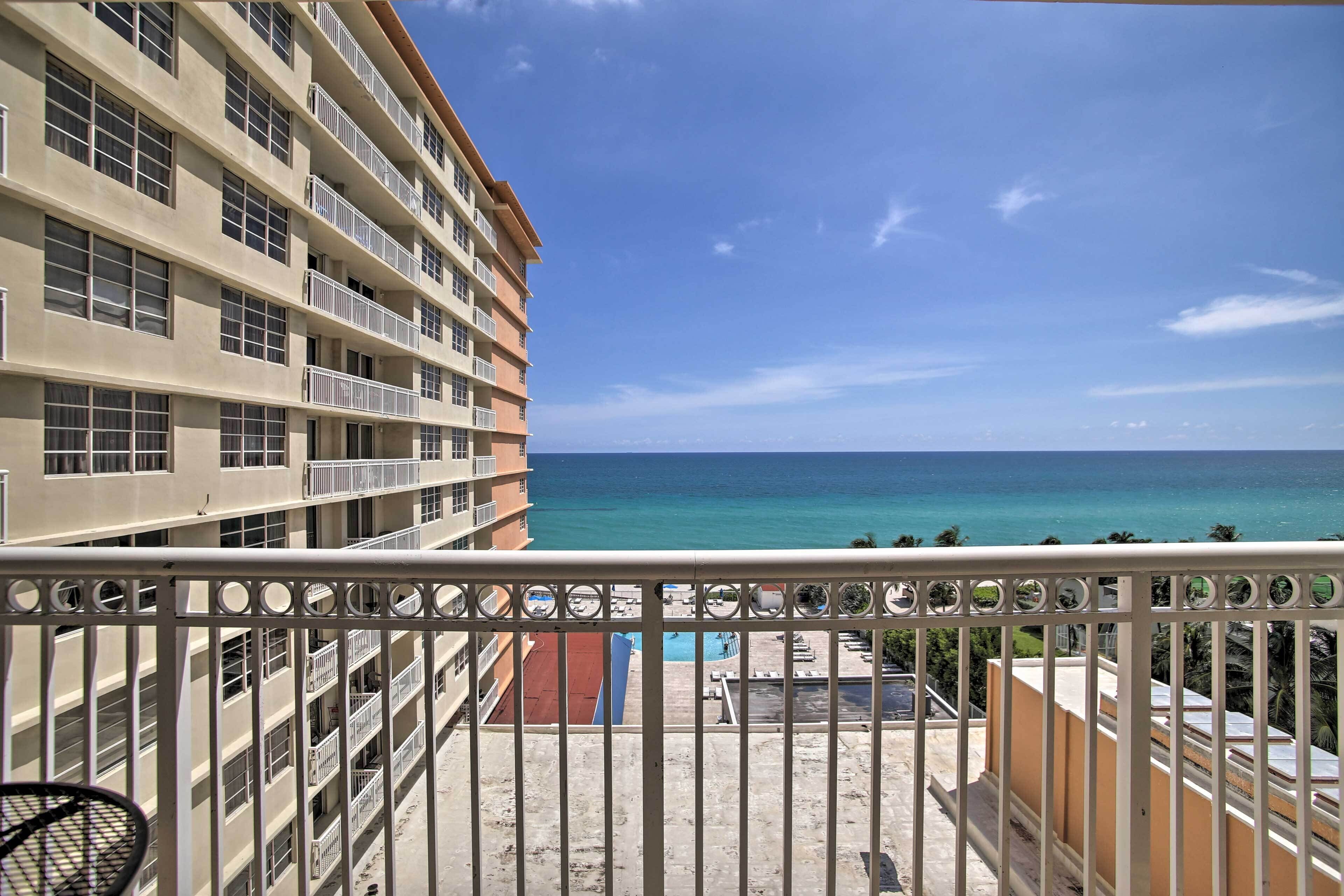 Marco Polo Beach Resort Studio w/ Ocean Views