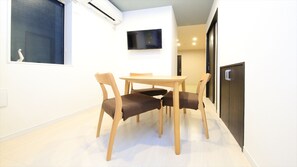 Japanese Room A, Ground floor | In-room dining - COTO Tokyo Shibuya 8 (Tokyo)