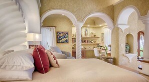 7 soverom, strykejern/-brett, internettilgang og sengetøy