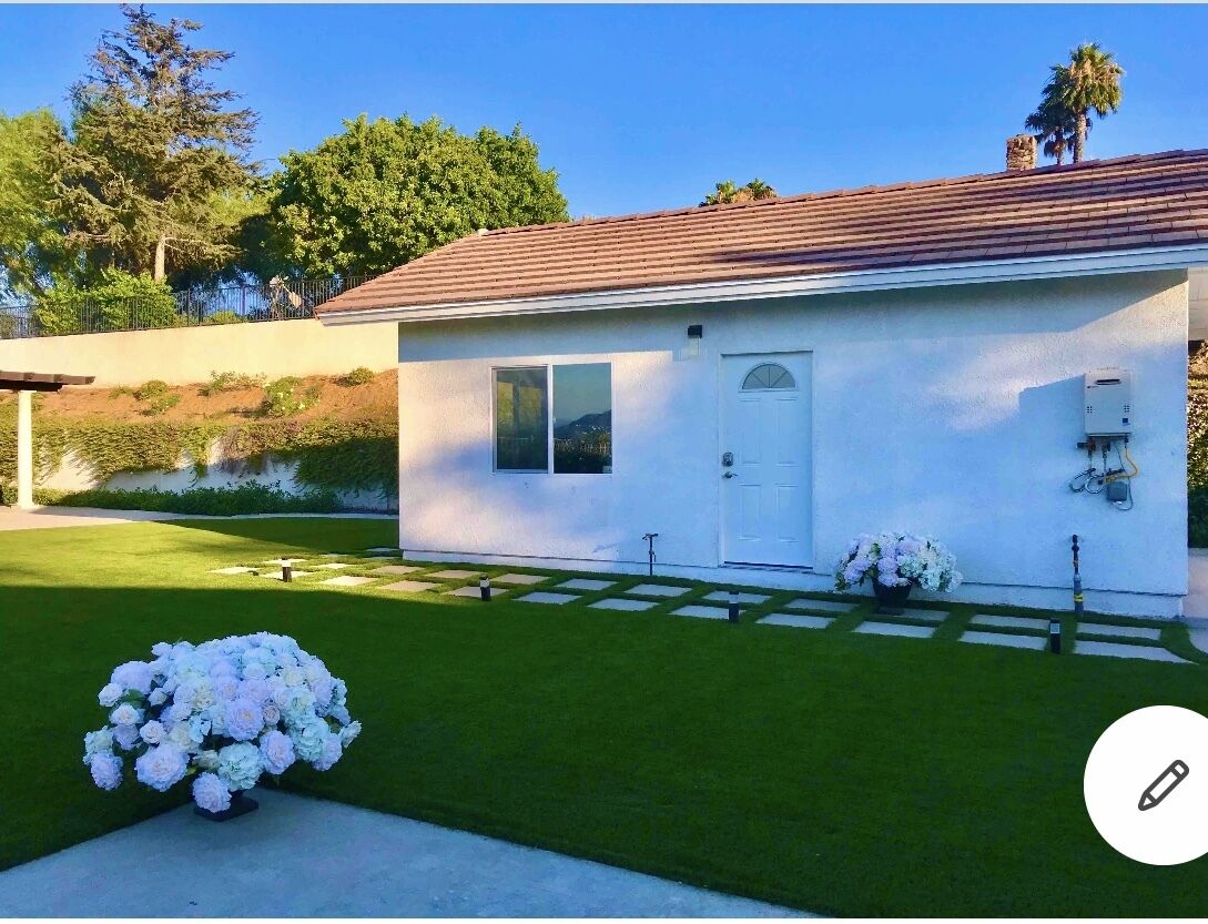 Modern New Resort Style Guest House