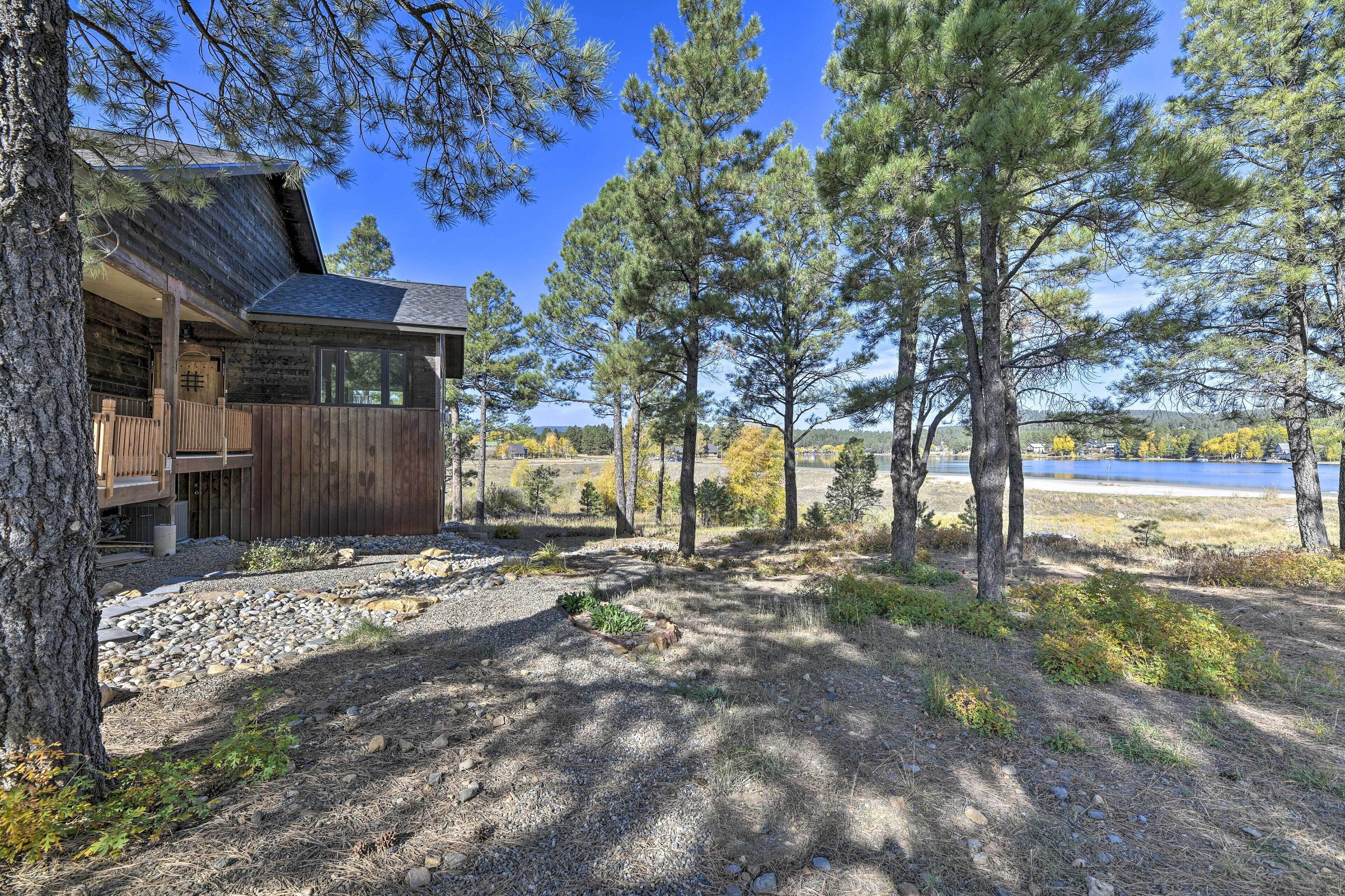Elegant Lake Pagosa Refuge w\/ Kayaks & Views!, Pagosa Springs, CO
