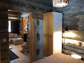 1 makuuhuone, silitysrauta/-lauta, Wi-Fi