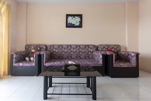 Suite, 1 Schlafzimmer | Kostenloses WLAN, Bettwäsche