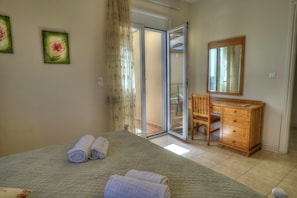 3 Schlafzimmer, Zimmersafe, Bügeleisen/Bügelbrett, WLAN