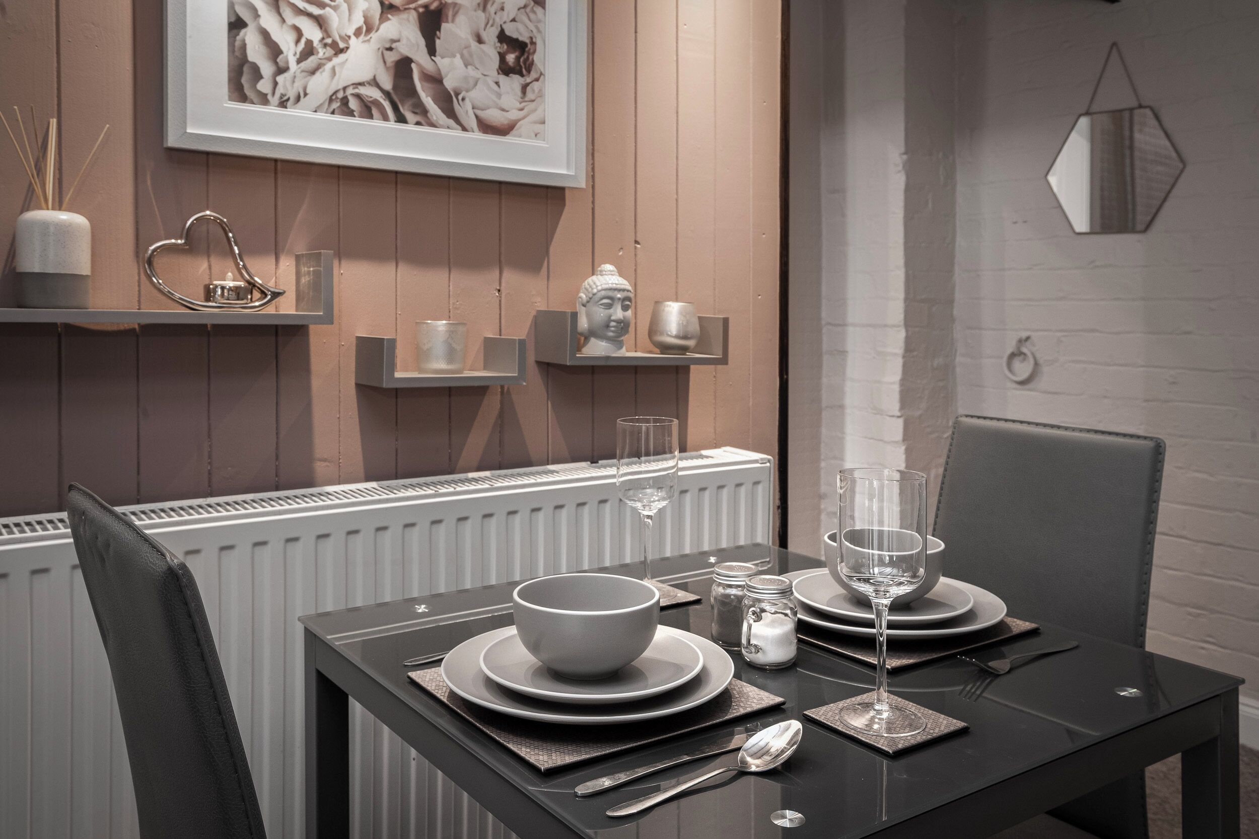 Cottage | Dining