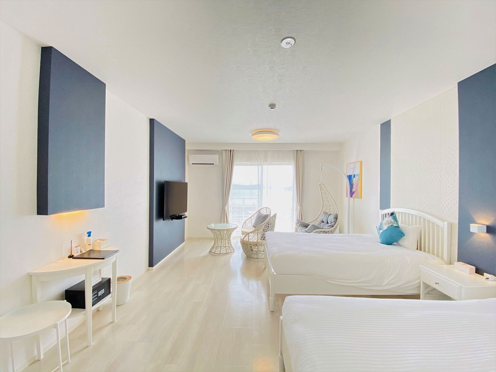 In-room safe, desk, free WiFi, bed sheets