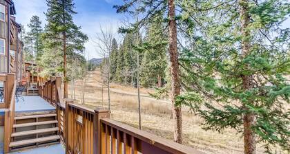 Wk/Mo Discounts! On Hiking/Biking Trails. Pool/Spa. Quiet, No Stairs, Laundry & Walk to Shuttle/Town