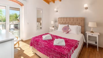 9 Schlafzimmer, Bügeleisen/Bügelbrett, kostenloses WLAN, Bettwäsche