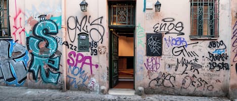 Apartment, 2 Bedrooms, Fireplace, City View | Exterior