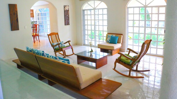 Unclassified image, 1 of 25, button - Residencia Uribe - Beautiful House With Private Pool (Mérida)