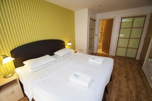 2 bedrooms - Modern Two Bedroom Apartment - Free Parking - Excellent Wifi Connection (Edinburgh)